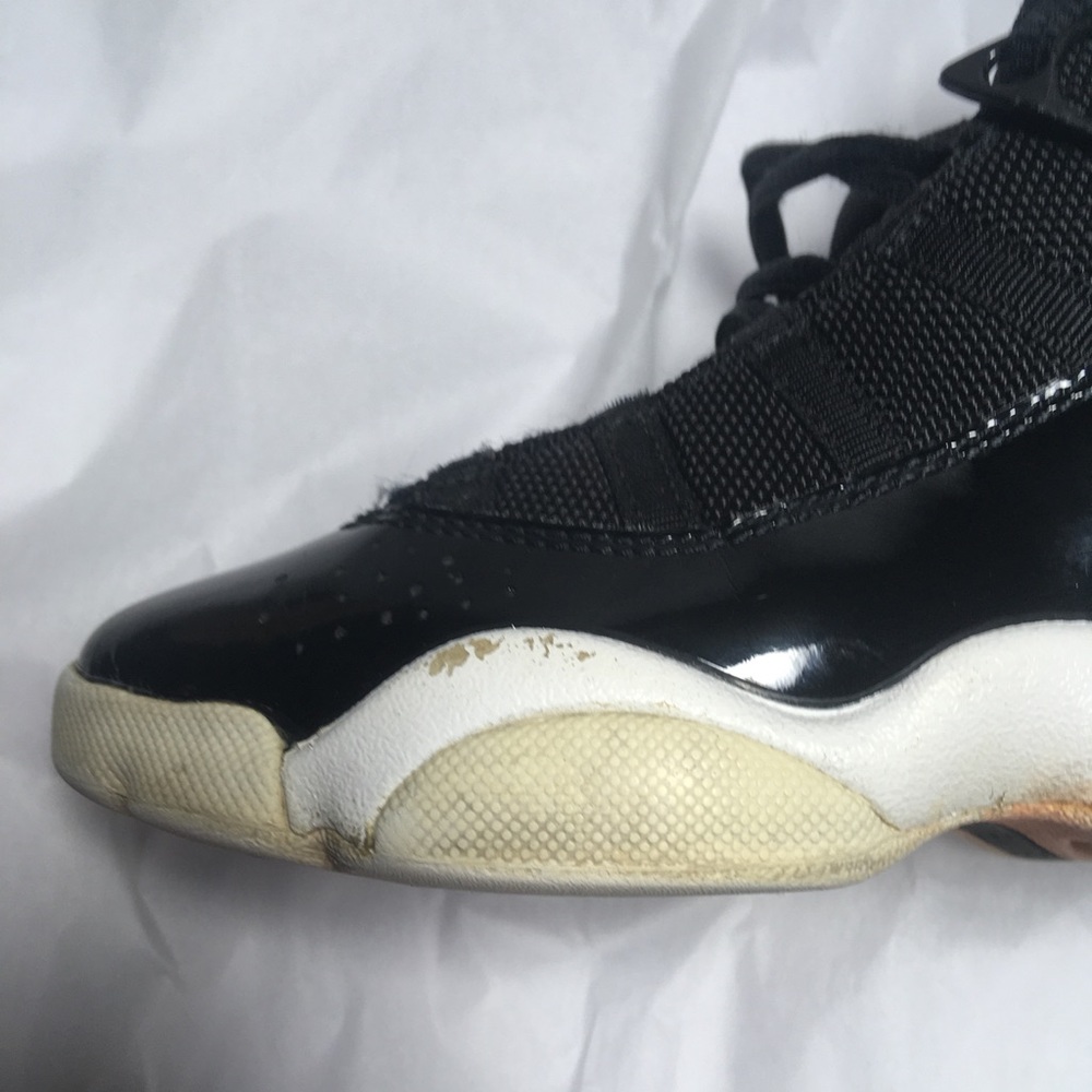 Jordan’s little boys shoes - Picture 2 of 8